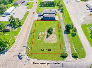 16 State Rte, Gillespie, IL 62033