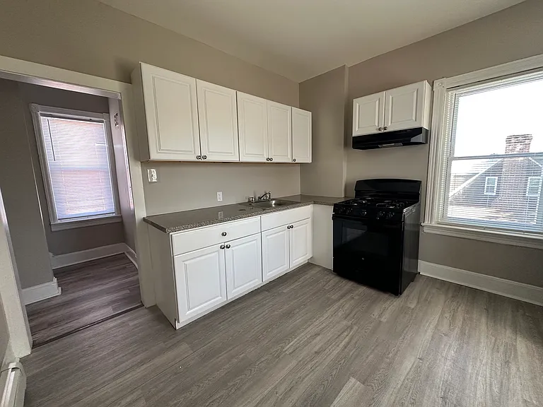 252 Parkway Ave #2 — Photo 20
