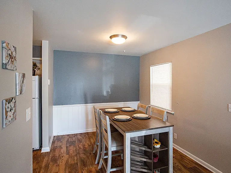 Highland Ridge Apartments — Photo 5