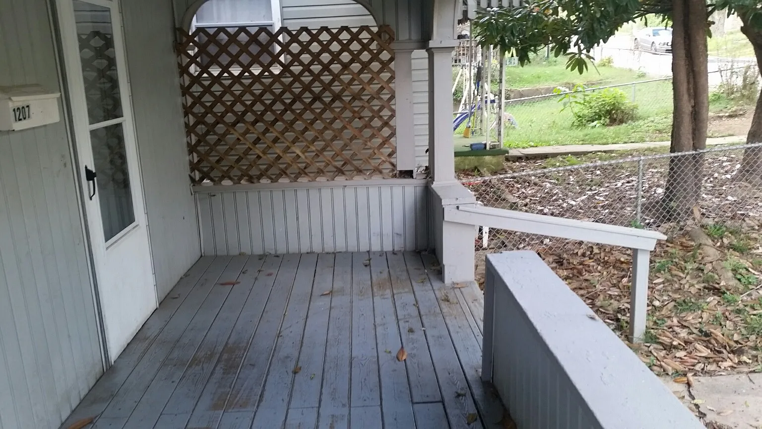 3 BR 1 Bath house — Photo 4