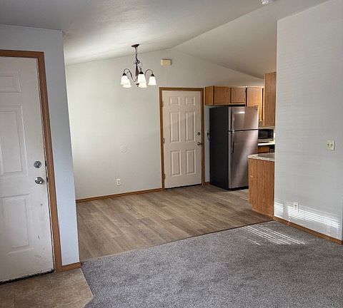 3rd image of 1517 205th Street Ct E