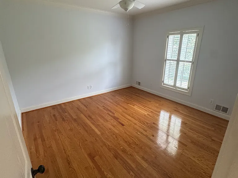 123 Garden Dr — Photo 6