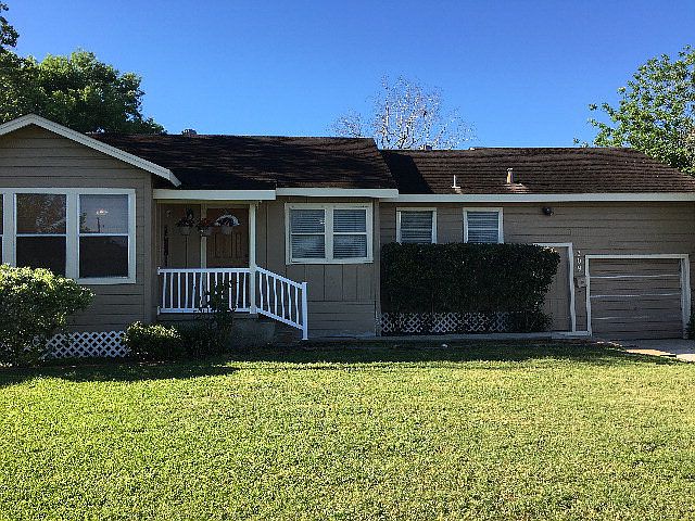 1st image of 709 E Crestwood Dr