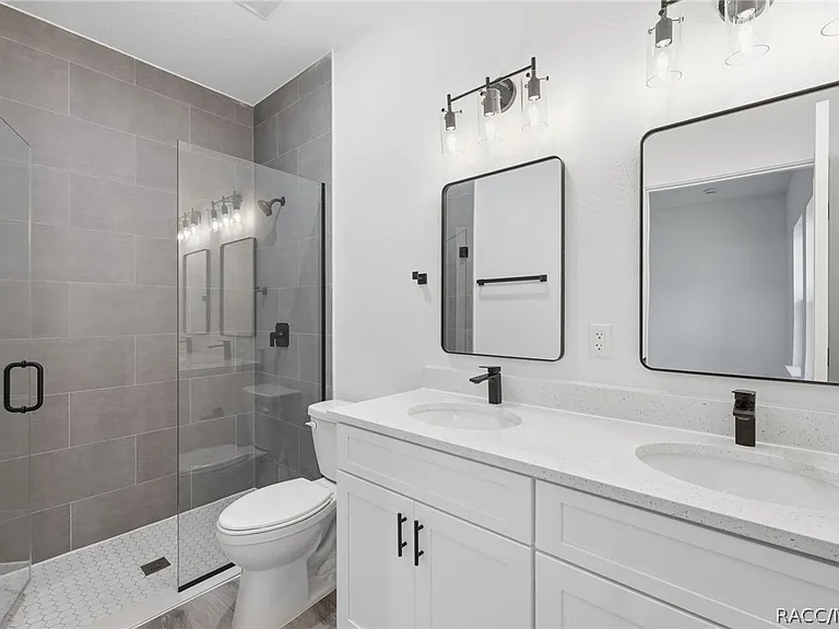 7047 N Lime Dr — Photo 17