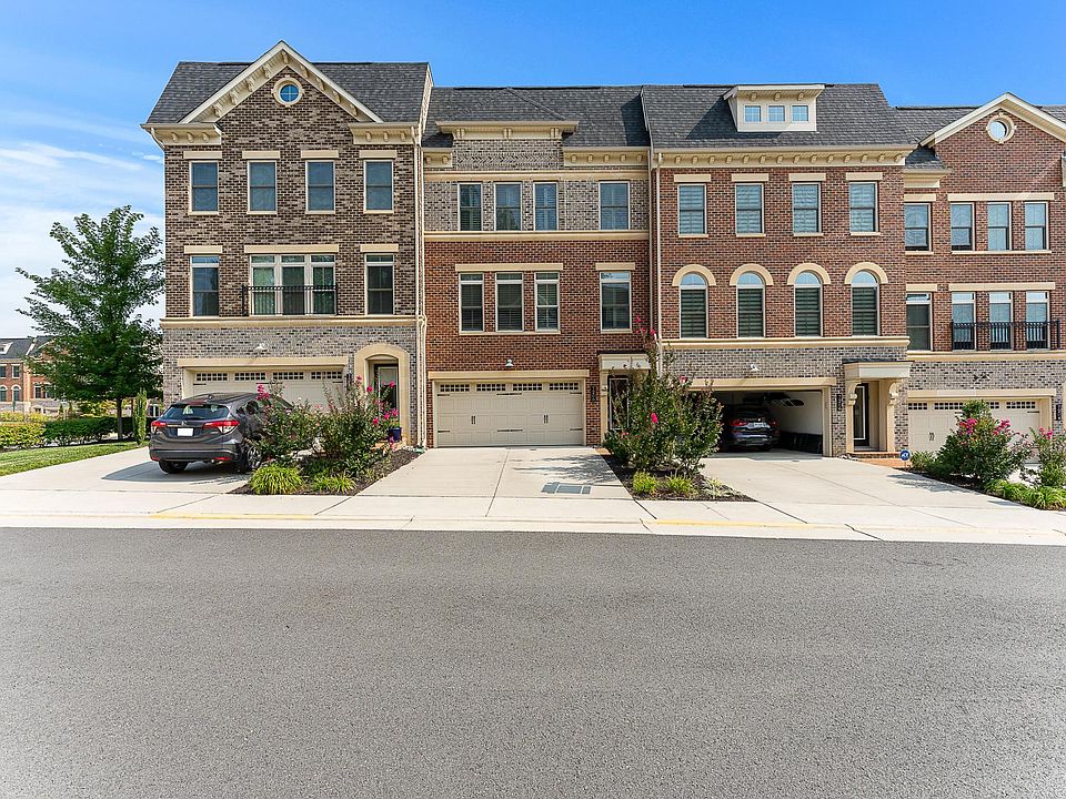 1st image of 7208 Holywell Ln