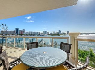 464 GOLDEN GATE POINT #304, SARASOTA, FL 34236