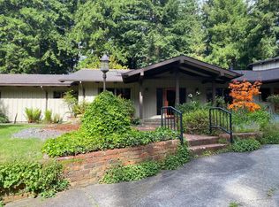 4232 Campton Rd, Eureka, CA 95503