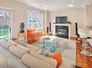 91 Lydia Dr, West New York, NJ 07093