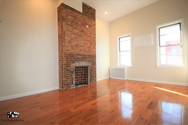 Rented by Bold New York | media 8