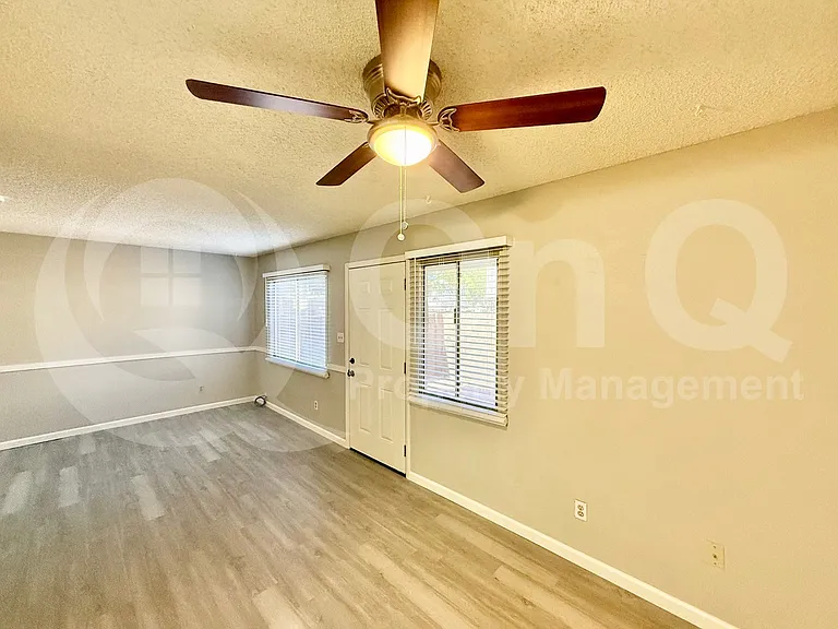 600 S Dobson Rd #41 — Photo 8