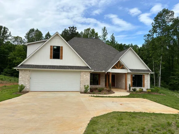 1002 County Road 383, New Albany, MS 38652