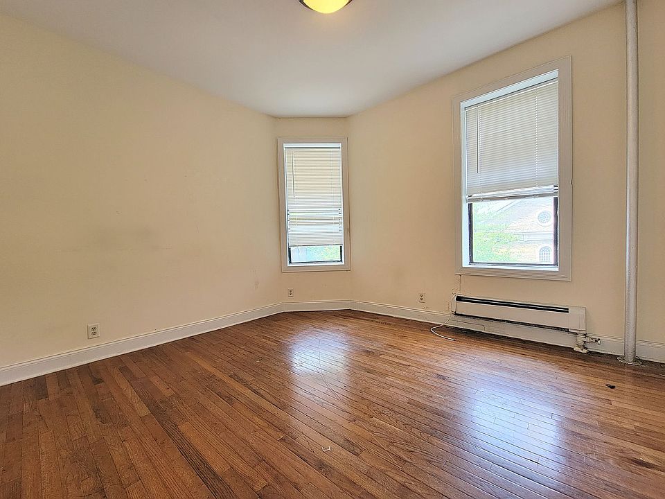 1st image of 159 2nd Ave #T