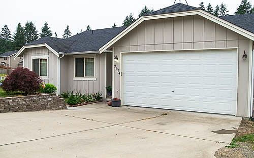 1st image of 2674 Connecticut Pl E