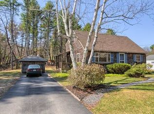 17 Washington St, Pelham, NH 03076