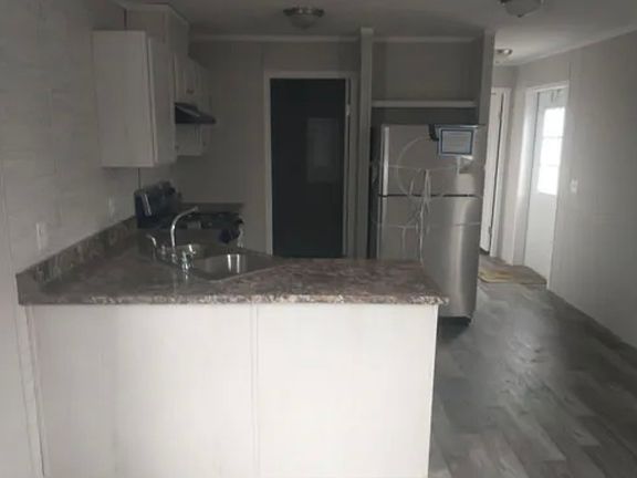 3rd image of 1101 Bauman St #906