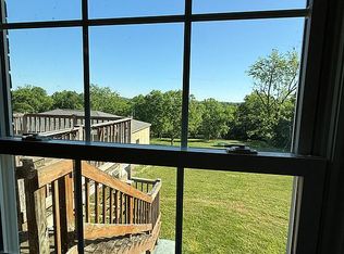 153 Country Club Dr, Hendersonville, TN 37075