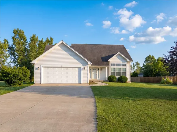 5704 Yanni Ct, Avon, NY 14414