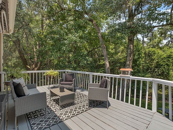 2nd image of 1415 Conservancy Dr E