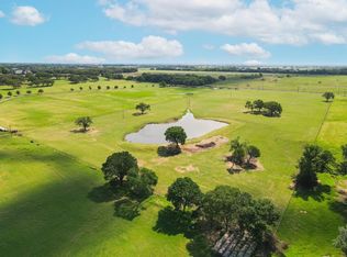 10661 Massey Rd, Pilot Point, TX 76258