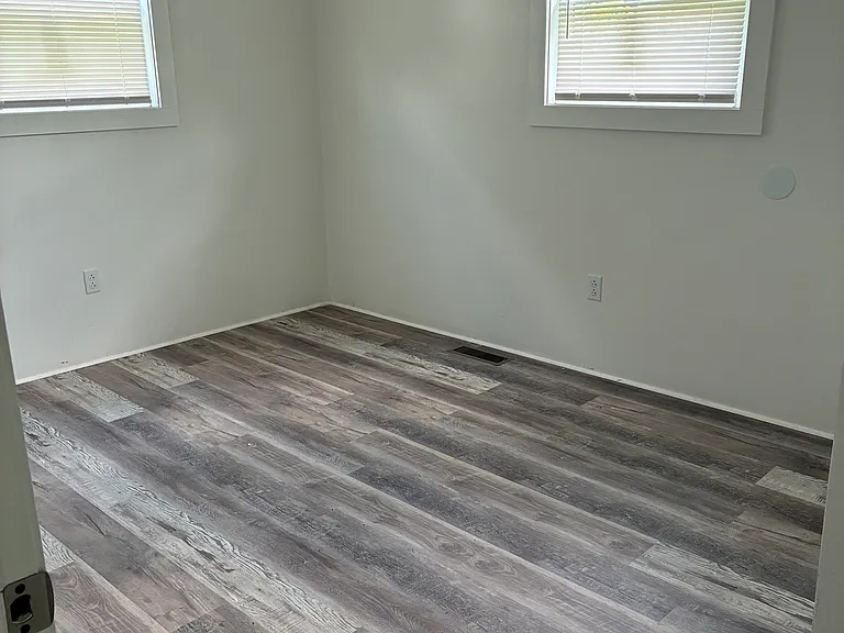 102 Thacker Ln #104 — Photo 7