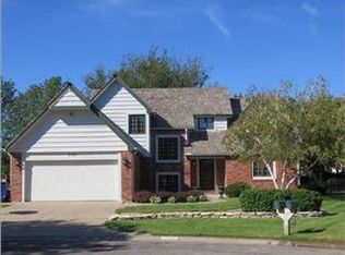 8409 E Greenbriar Ct, Wichita, KS 67226