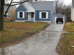 2600 E Ave NE, Cedar Rapids, IA 52402