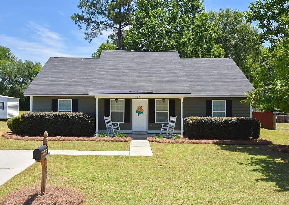 1st image of 102 Brasstown Ct