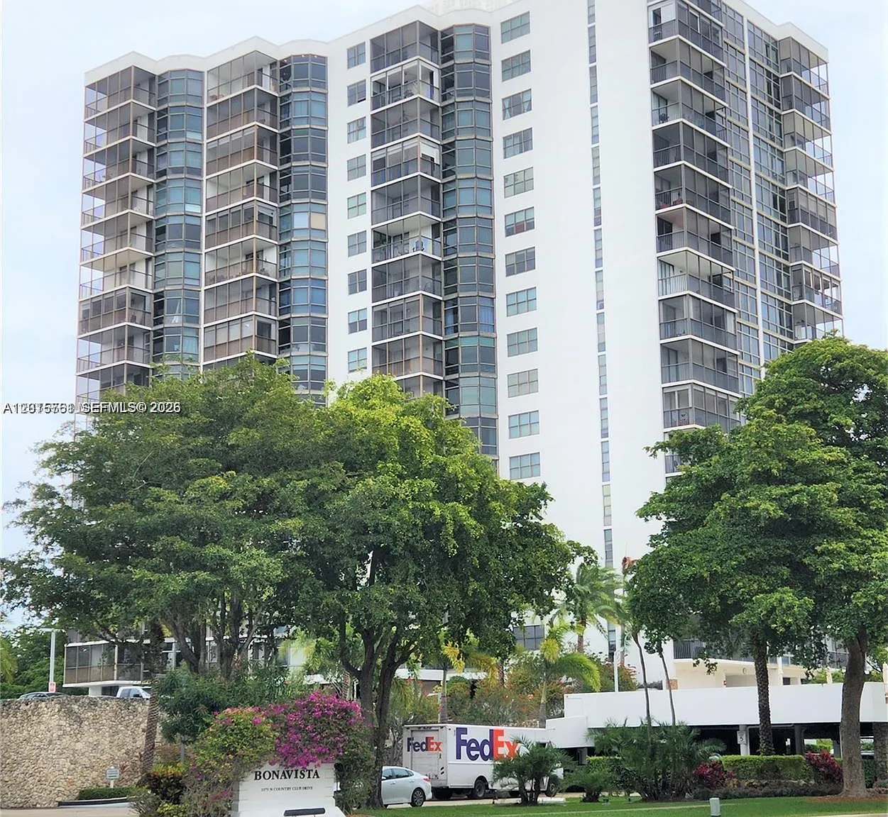 Bonavista Condo — Photo 2
