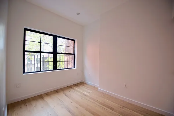 Rented by Nolita Group | media 6