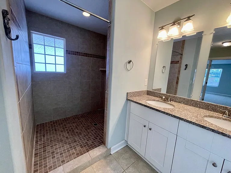 9532 15th Bay St — Photo 31