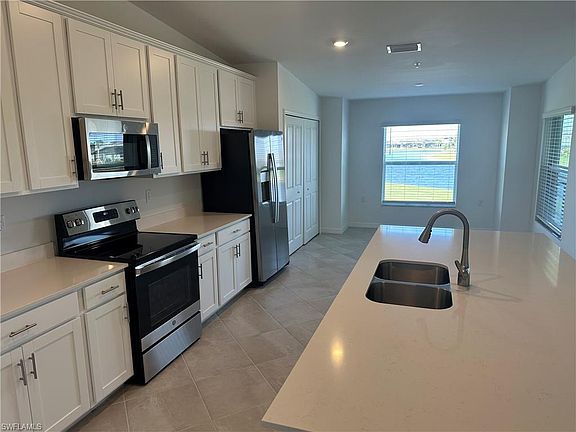 3rd image of 5466 Double Eagle Cir #3424