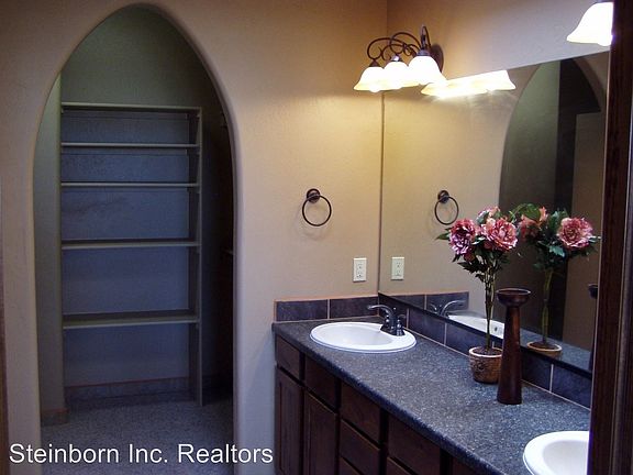 5th image of 4270 Nambe Ct