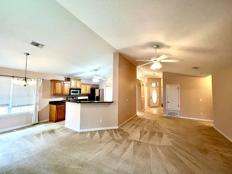 5884 Grotto Ave — Photo 6
