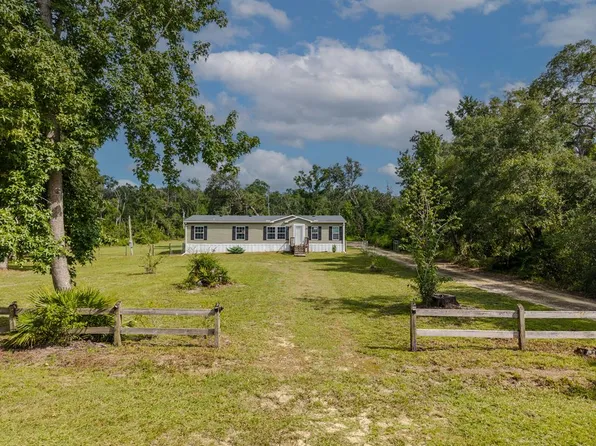 136 SE 128th Ave, Old Town, FL 32680