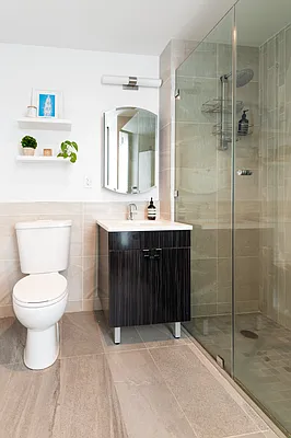 Rented by Compass | media 21