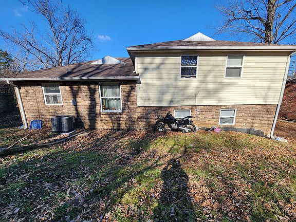 2nd image of 449 Cedarvalley Dr