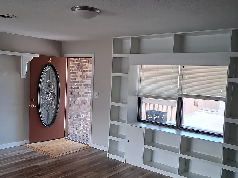 126 Connely St #7 — Photo 9