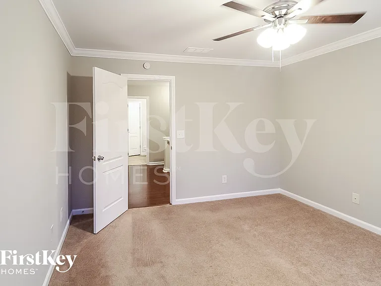 2071 Lily Valley Dr — Photo 12