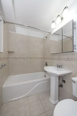 Rented by Bold New York | media 11