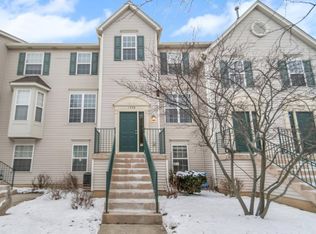 1948 Grandview Pl, Montgomery, IL 60538