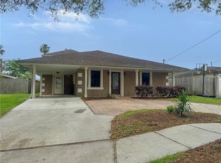 4710 Wright Rd, New Orleans, LA 70128
