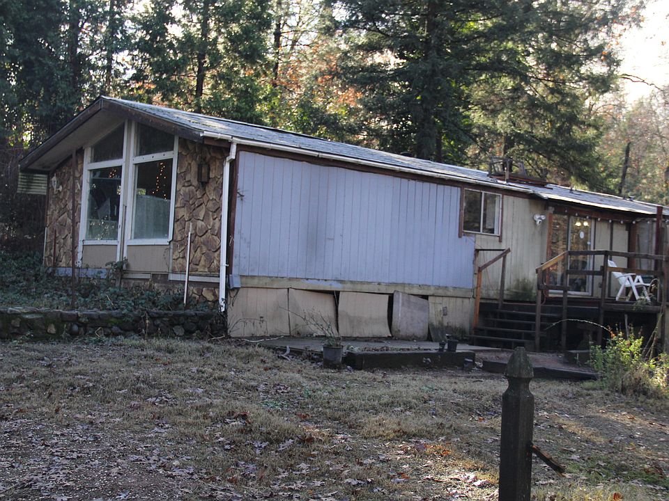 1st image of 21537 Riverview Dr
