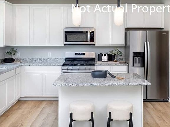 3rd image of 356 Rye St Lot 57