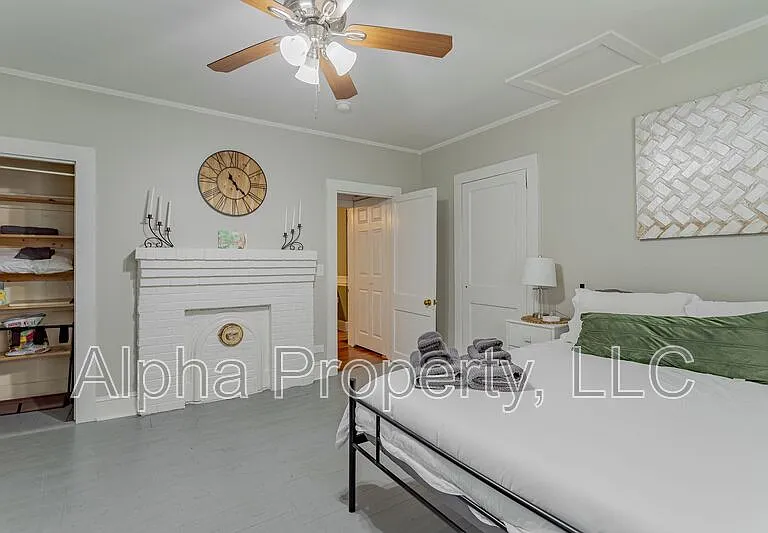 3 Frost St — Photo 5