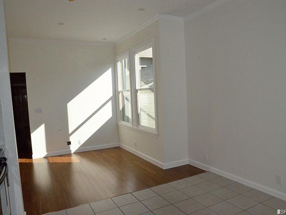 5th image of 136 Lexington St #B