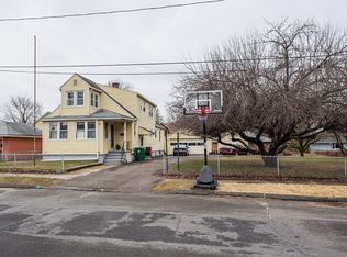 14 Sitnik Ave, Chicopee, MA 01013