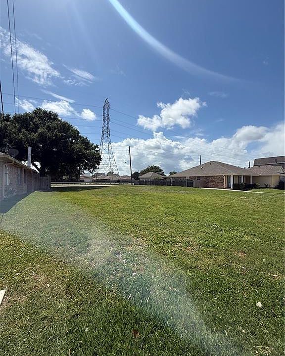 2nd image of 4612 Janice Ave