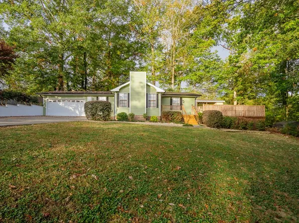 1908 David Dr, Dalton, GA 30720