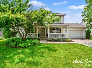 3642 S Falling Leaf Dr SE, Kentwood, MI 49512