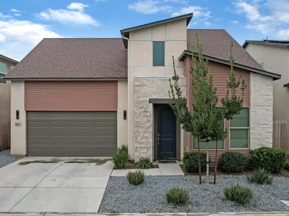 4521 S Ernest Street, Visalia, CA 93277